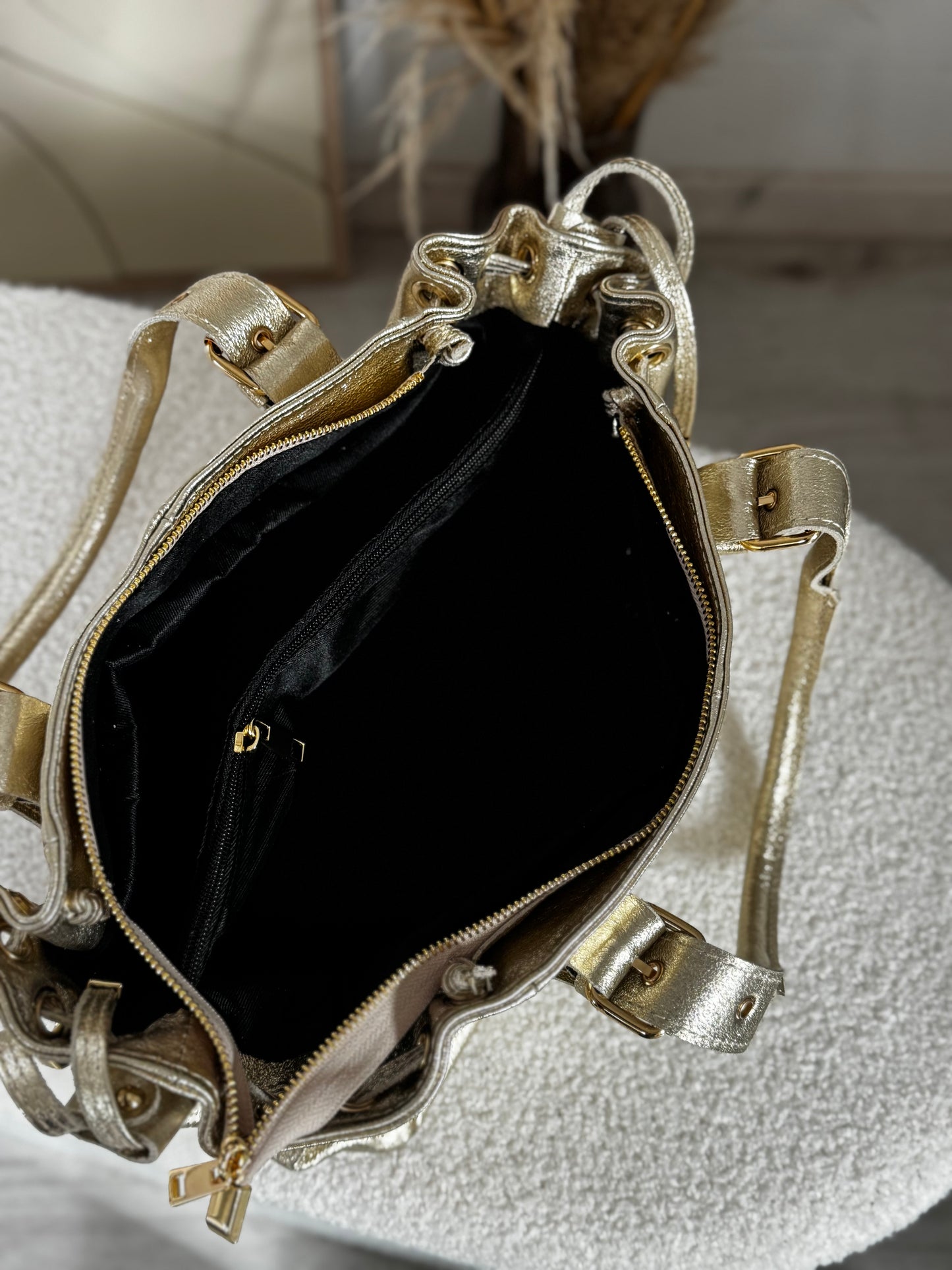 Sac en cuir SOHOA taille S doré irisée