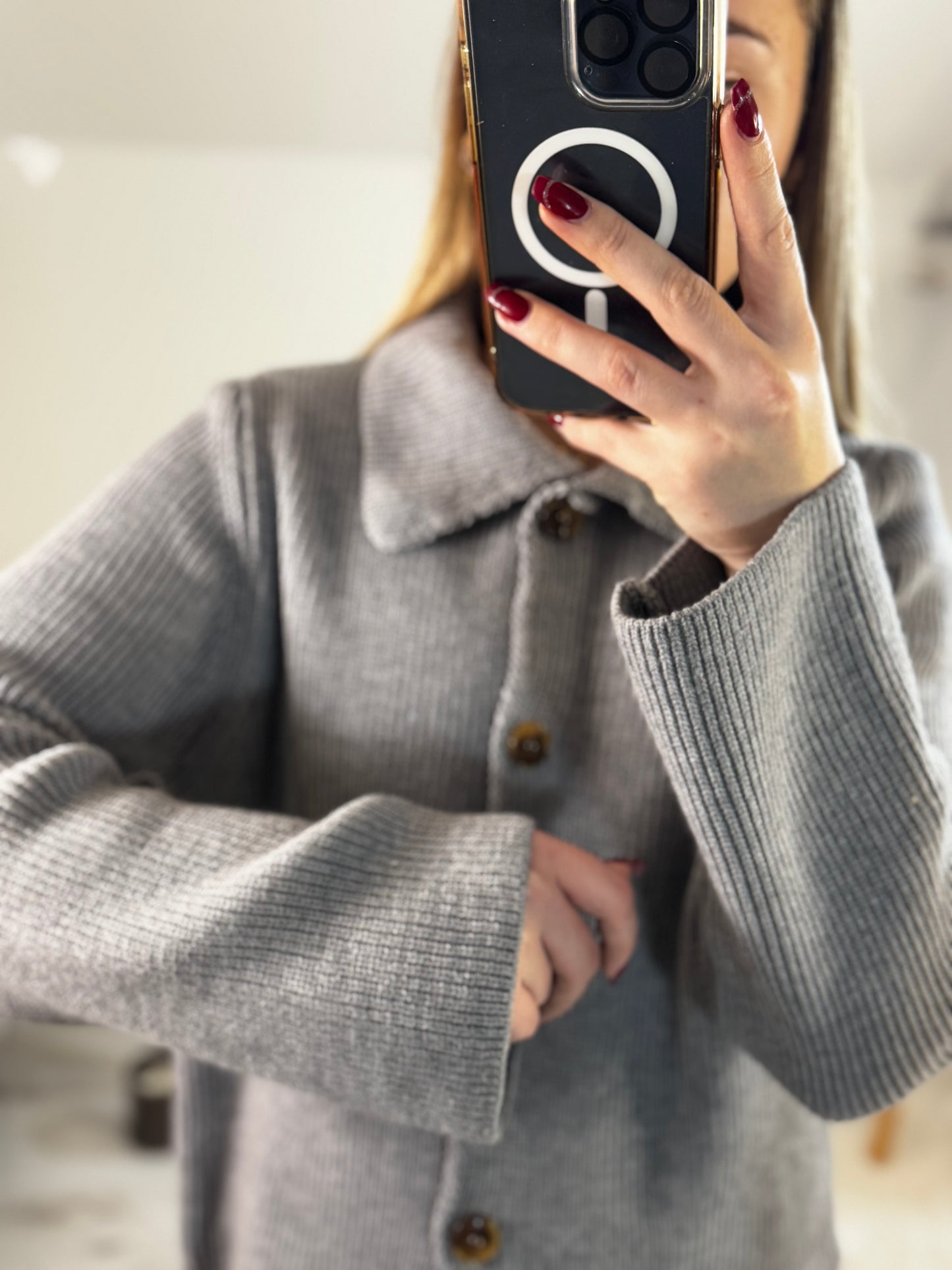 Ensemble maille gilet et jupe Gris